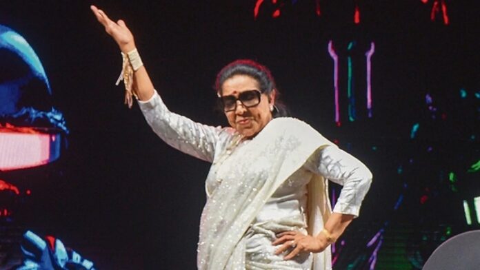 Asha Bhosle Tauba Tauba Dance