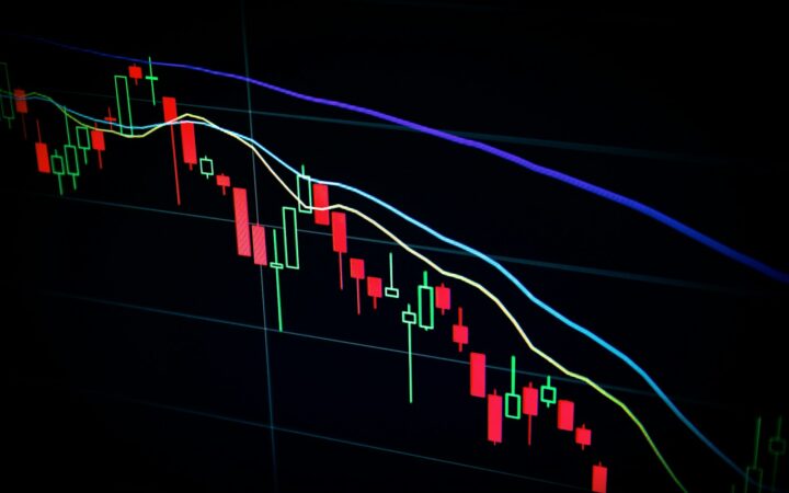 RBI ने FX swaps से liquidity घटाई? समझें ₹14–15 लाख करोड़ surplus का मामला